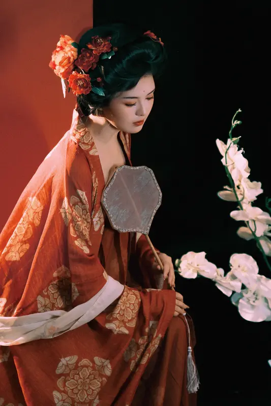 [YITUYU艺图语]2025.03.10 簪花仕女 涂十六 - 艺图语