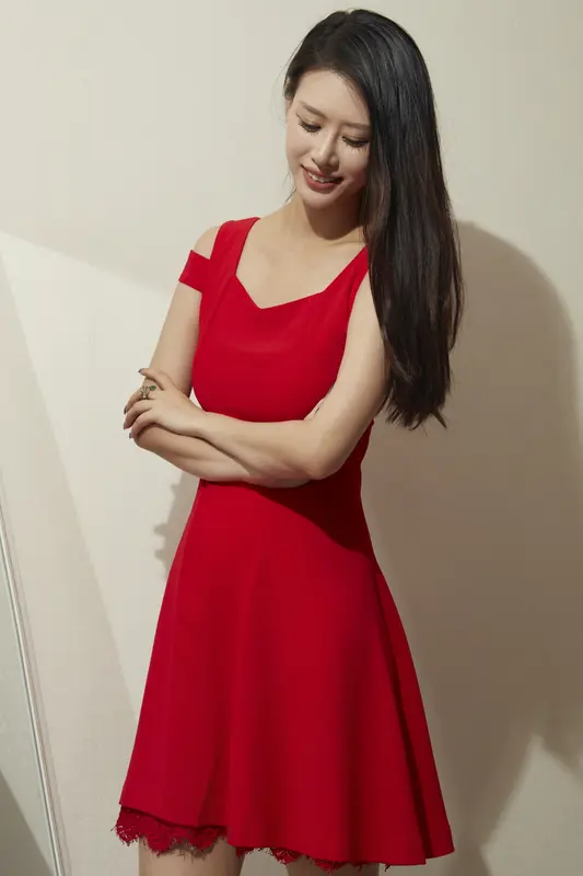 [YITUYU艺图语]2025.03.10 NEW RED Chenaling_CL - 艺图语